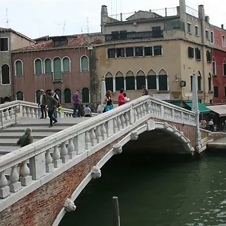 Pensión Le Mansarde Deluxe