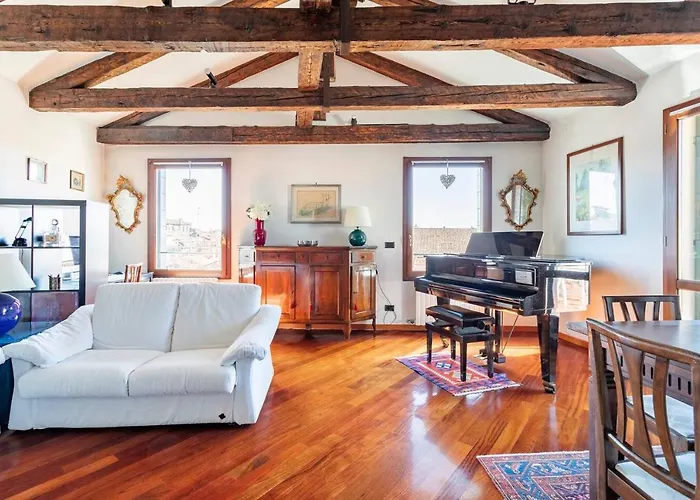 Guest house Le Mansarde Deluxe 3*