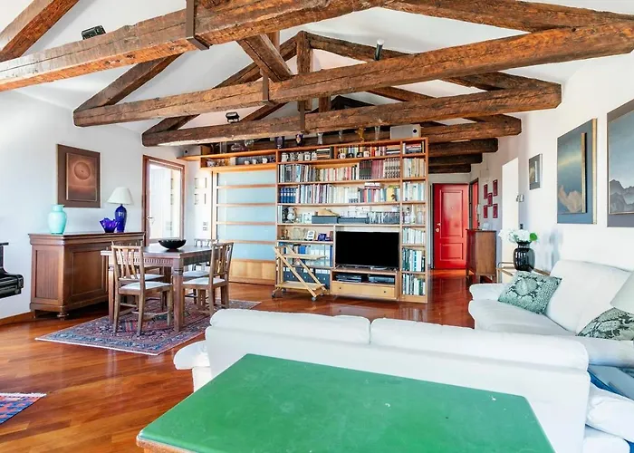 Guest house Le Mansarde Deluxe 3*