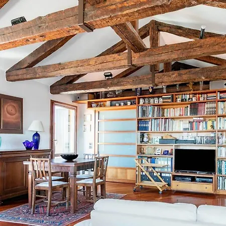 Le Mansarde Deluxe 3*