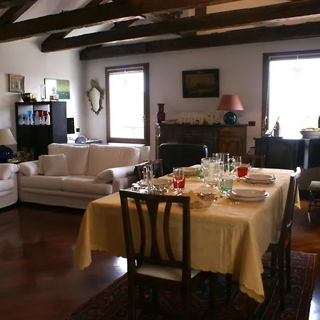 Le Mansarde Deluxe Maison d'hôtes *